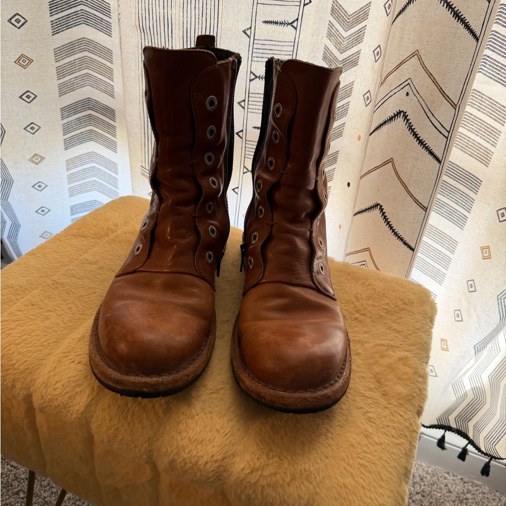 Moma Brown Leather Boots - Picture 3 of 7